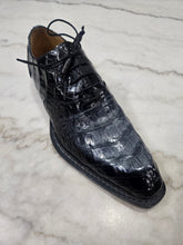 Load image into Gallery viewer, Mezlan Westside Crocodile Shoe